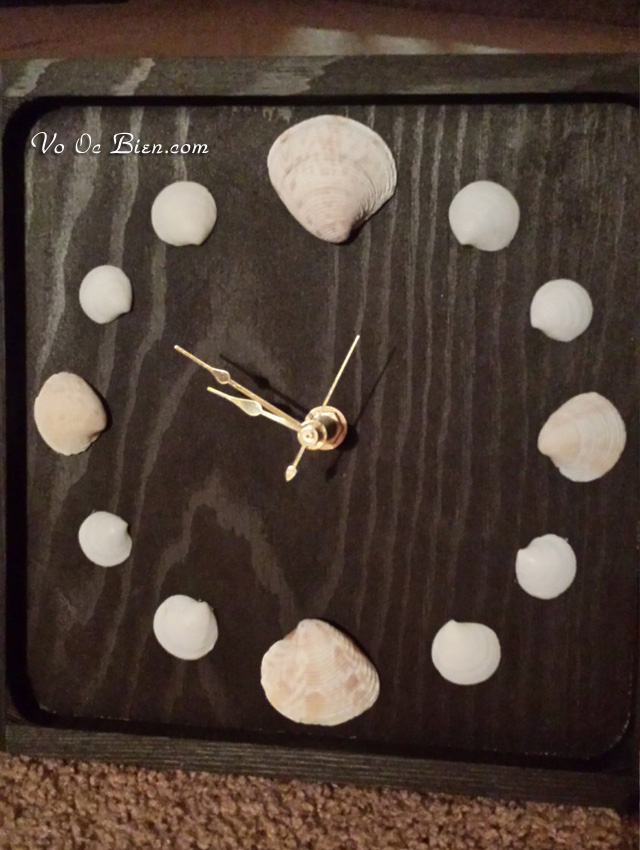 Cách làm một chiếc đồng hồ vỏ sò đơn giản